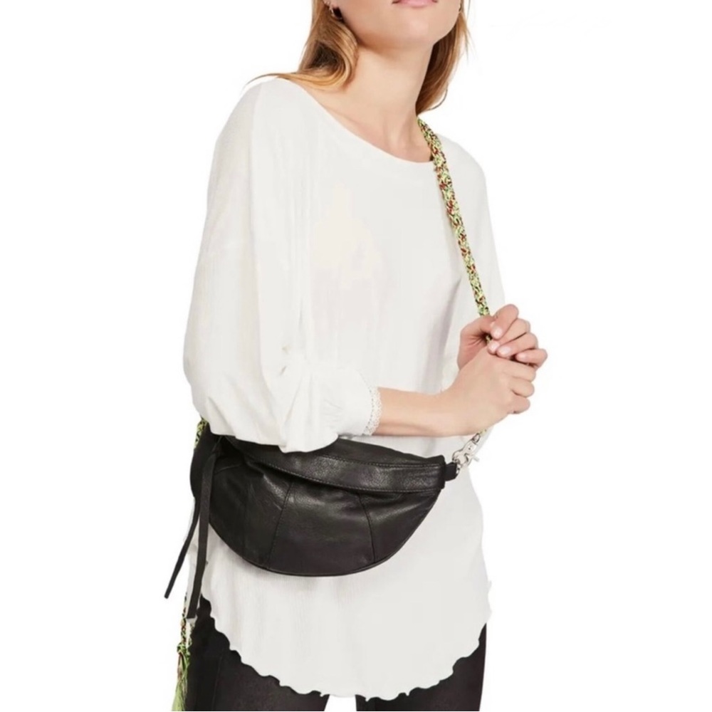 NEW FREE PEOPLE IVORY LONG SLEEVE OPEN BACK TOP